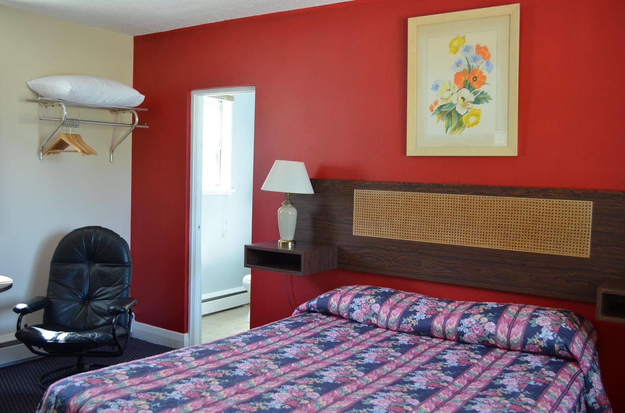 Walkerton Inn Motel Esterno foto