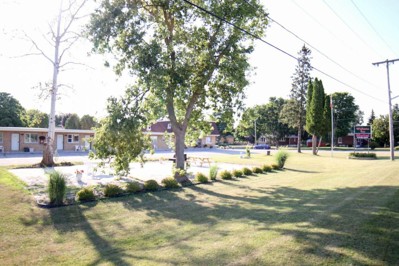 Walkerton Inn Motel Esterno foto